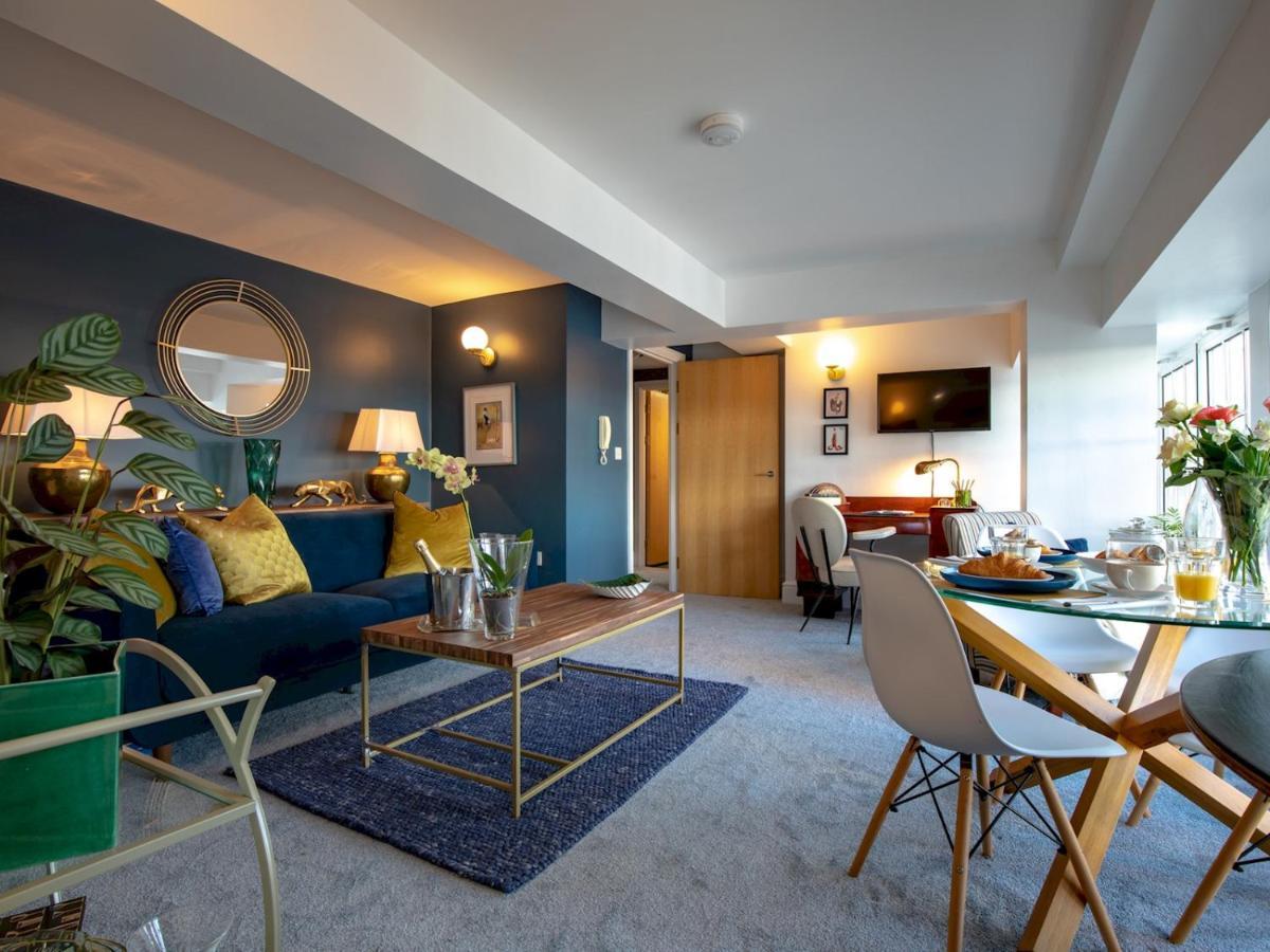Pass The Keys Art Deco Inspired Apartment With Roof Top Views Shrewsbury Exteriör bild